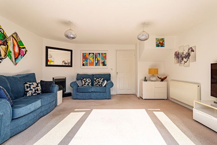 3 Bedroom Town House For Sale In Swaffham, Norfolk, PE37