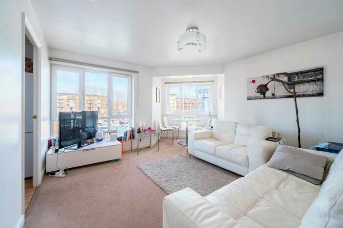 1 Bedroom Flat To Rent In Windsock Close, Canada Water, SE16