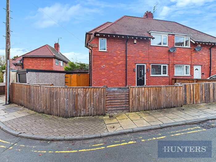 3 Bedroom Semi Detached House For Sale In Woodland Place, Scarborough, YO12