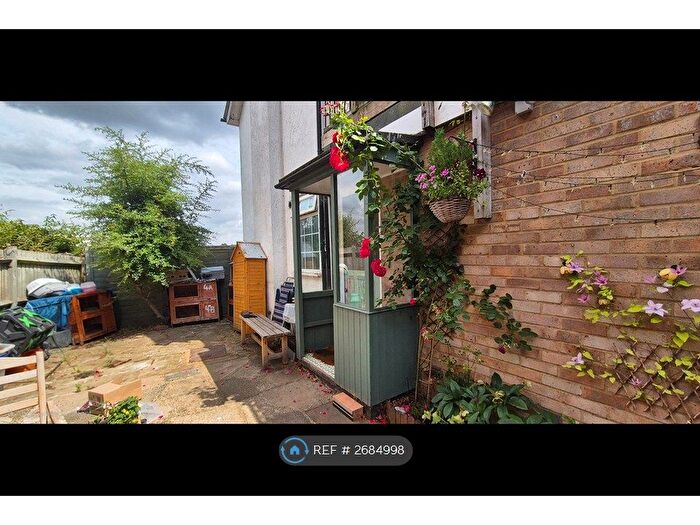 1 Bedroom Maisonette To Rent In Maxwells Path, Hitchin, SG5