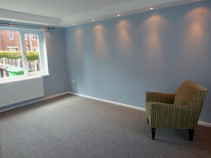 2 Bedroom Apartment To Rent In Lownorth Road, M22