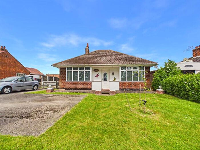 2 Bedroom Detached Bungalow For Sale In Kent Avenue, Theddlethorpe, LN12