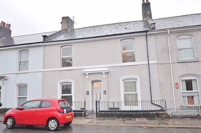 1 Bedroom Flat To Rent In Wilton Street, Plymouth - One-bedroom Flat, PL1