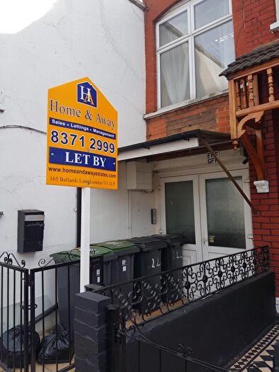 2 Bedroom Flat To Rent In Pemberton Road, Haringey, N4