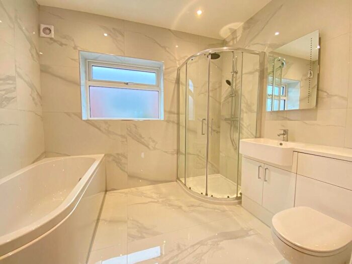 2 Bedroom Bungalow For Sale In The Chimes, Derby Road, Hilton, Derby, DE65