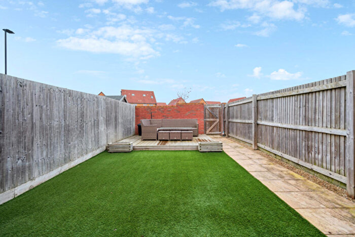 2 Bedroom Terraced House For Sale In Candytuft Way, Didcot, OX11