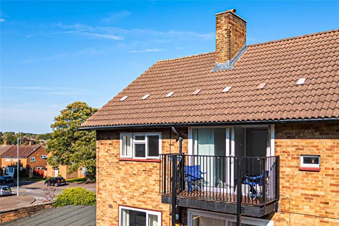2 Bedroom Apartment To Rent In Longlands, Hemel Hempstead, Hertfordshire, HP2