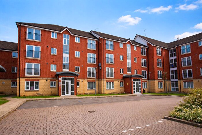 2 Bedroom Apartment To Rent In Balfour Close, Northampton, NN2