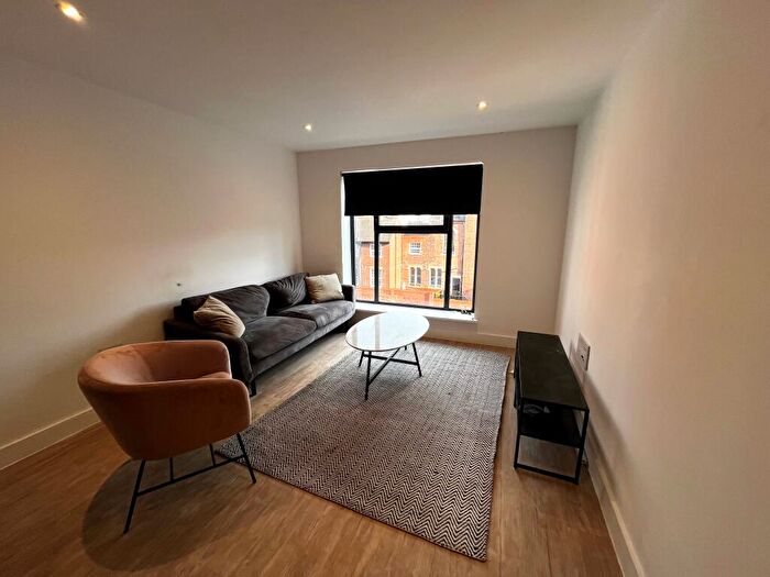 1 Bedroom Apartment To Rent In Digbeth Square, B12