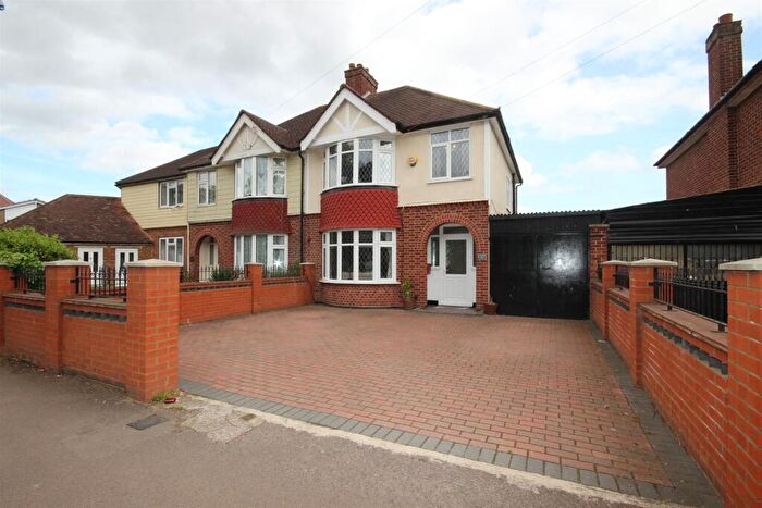 3 Bedroom Semi Detached House For Sale In Bedford Road, Kempston, Kempston, MK42