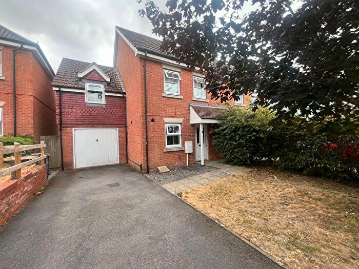 3 Bedroom Semi-Detached House To Rent In Colvin Close, Andover, SP10