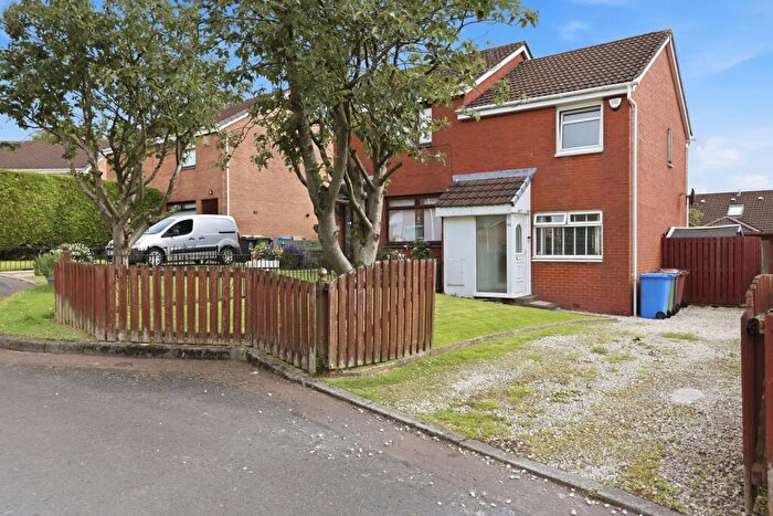 2 Bedroom Semi-Detached House For Sale In Glenbuck Avenue, Glasgow, G33