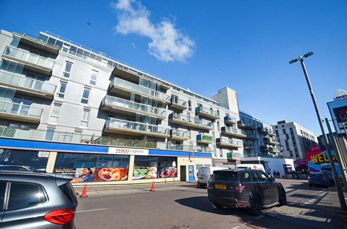 1 Bedroom Flat For Sale In Quadrant Court, Empire Way, Wembley, HA9