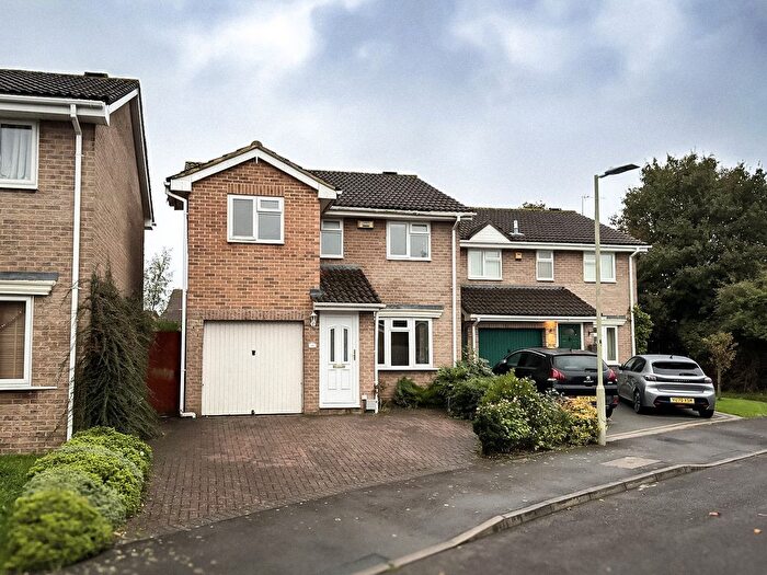 4 Bedroom Detached House To Rent In Roman Road, Gloucester, GL4