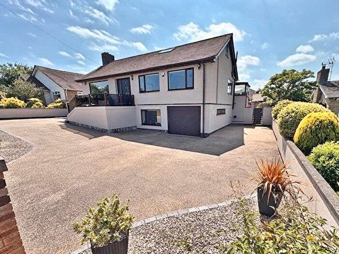 6 Bedroom House For Sale In Highlands Close, Rhuddlan, Rhyl, LL18
