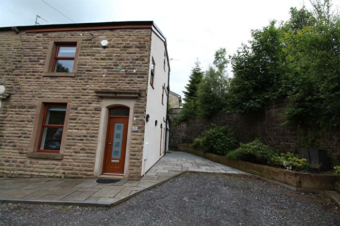 3 Bedroom Terraced House To Rent In Store Street, Lower Darwen, Darwen, BB3