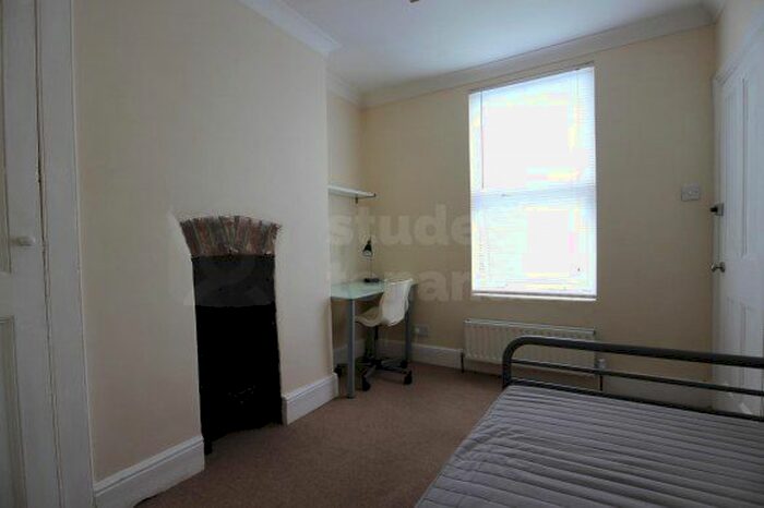 2 Bedroom Property To Rent In Saunders Street, Gillingham, Medway, ME7