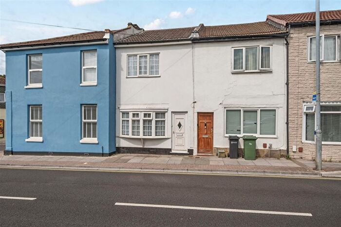 3 Bedroom Terraced House For Sale In Cromwell Road, Southsea, PO4