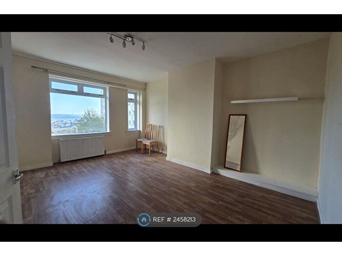 3 Bedroom Flat To Rent In Hilltown Terrace, Dundee, DD3