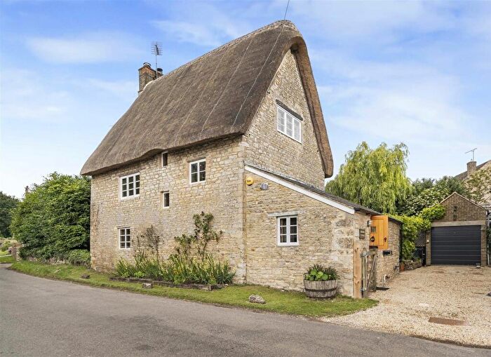 3 Bedroom House For Sale In Somerton Road, Ardley, Bicester, OX27