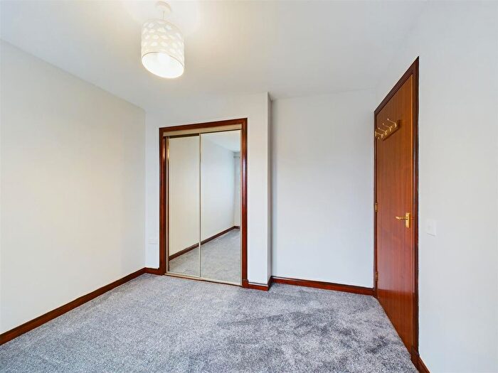 2 Bedroom Flat For Sale In Church Place, Perth, PH1