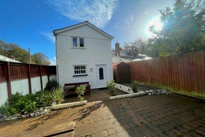 2 Bedroom Cottage To Rent In Bridge, Redruth, TR16