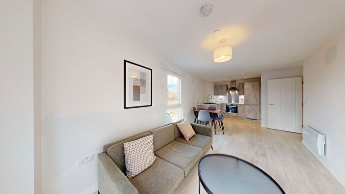 2 Bedroom Flat To Rent In Atkinson Street, Leeds, LS10