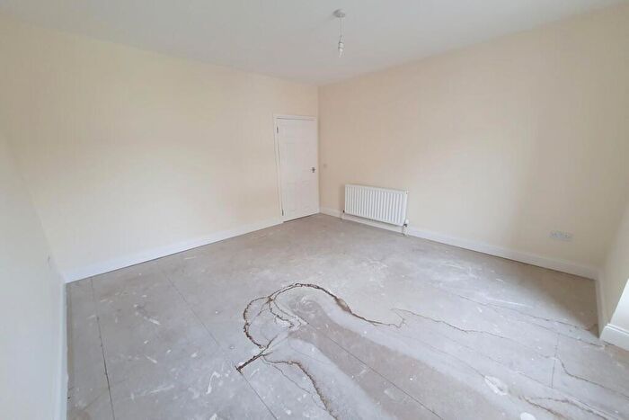 2 Bedroom Flat For Sale In , Kirk Road, Wishaw, ML2
