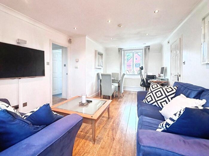 2 Bedroom Detached House For Sale In Acorn Way, Pool In Wharfedale, LS21