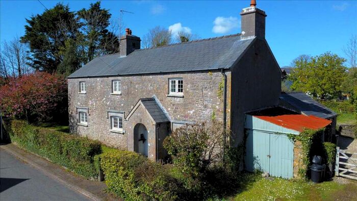 3 Bedroom Detached House For Sale In The Old Post Office, Stackpole, SA71