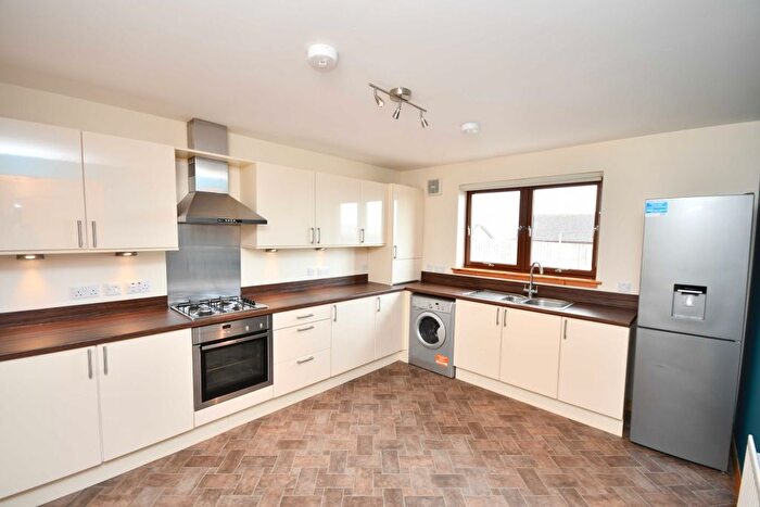 2 Bedroom Flat To Rent In Brude's Hill, Inverness, IV3
