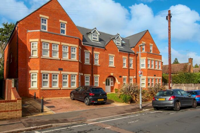 1 Bedroom Flat To Rent In Alexandra Road, Watford, WD17