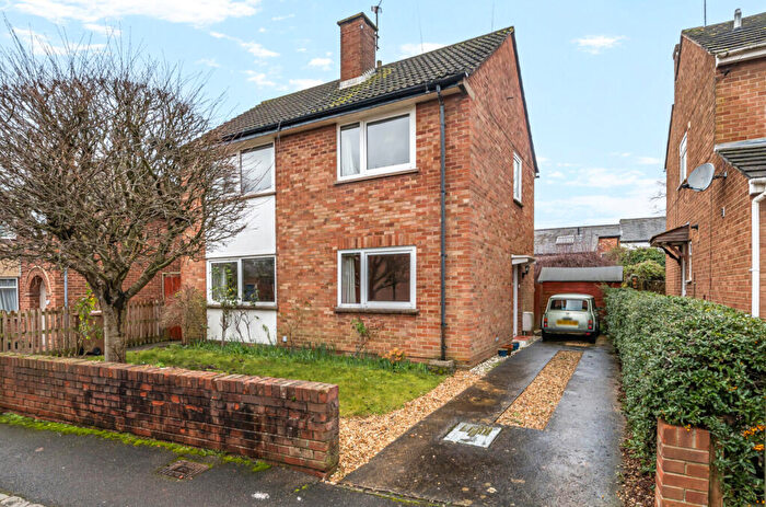 3 Bedroom Detached House For Sale In Perrin Street, Headington, Oxford, OX3