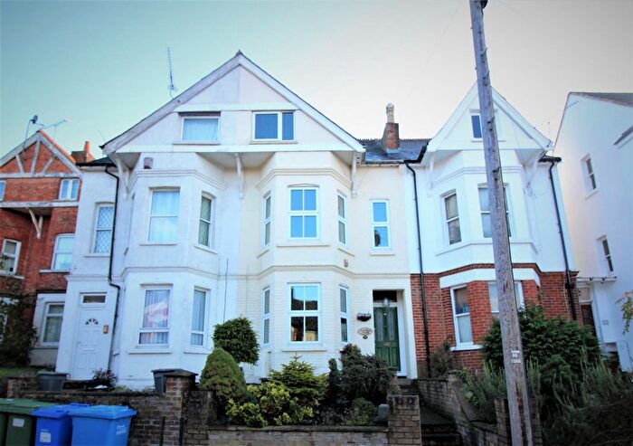 1 Bedroom Property To Rent In York Road, Aldershot, GU11
