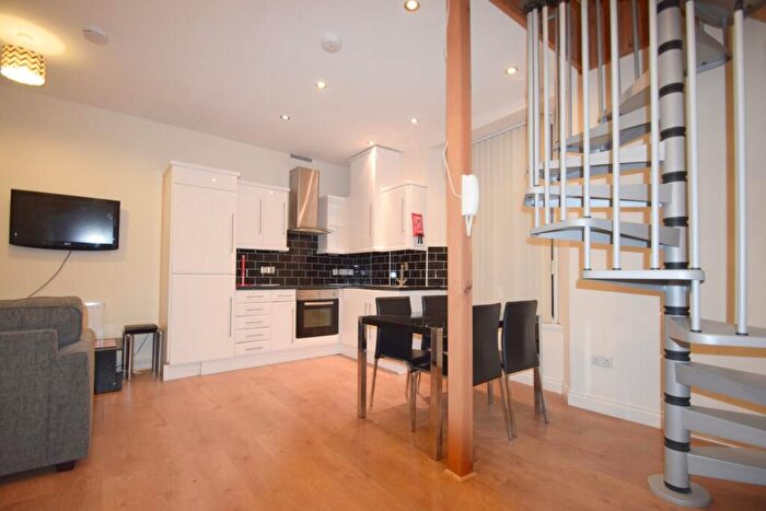 2 Bedroom Flat To Rent In Newport Road, Roath, CF24