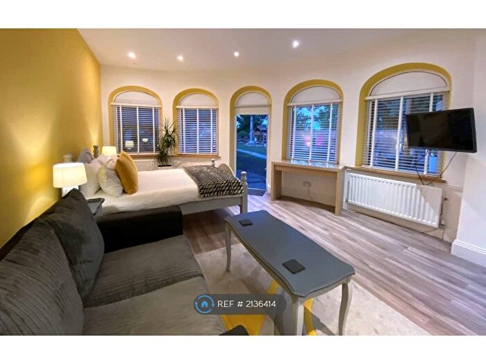 Studio To Rent In Harlestone Road, Northampton, NN5