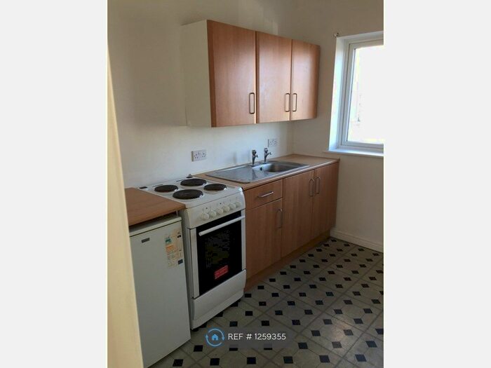 2 Bedroom Flat To Rent In Marlborough Court, Skelton TS12