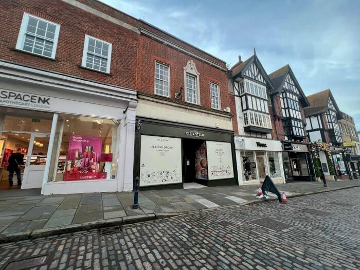 2 Bedroom Flat To Rent In High Street, Guildford, GU1