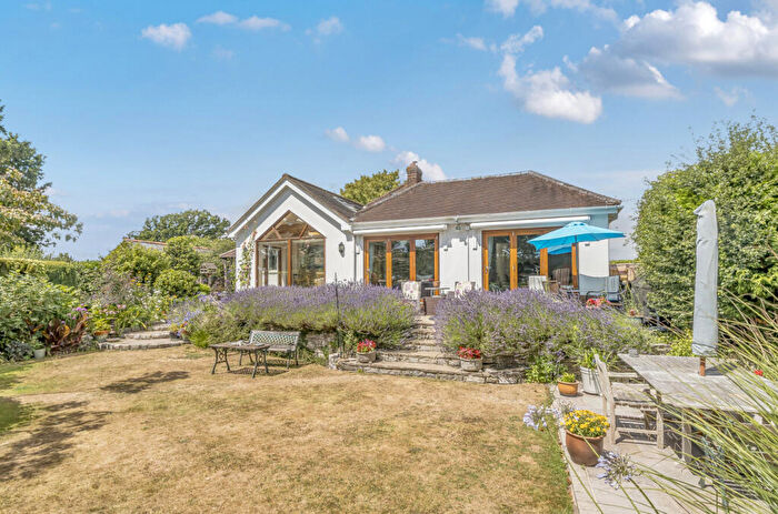 3 Bedroom Chalet For Sale In Pitmore Lane, Sway, Lymington, SO41