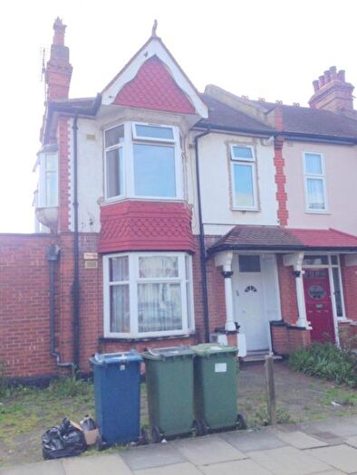 1 Bedroom Maisonette To Rent In Locket Road, Harrow, Greater London, HA3