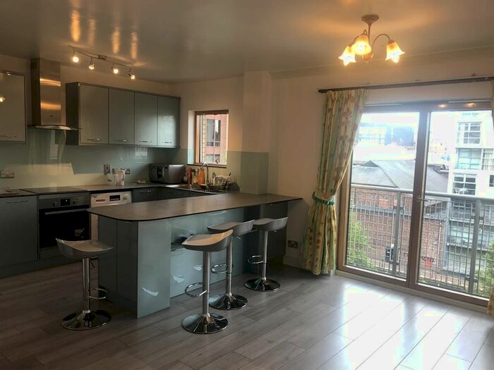 2 Bedroom Flat To Rent In Great Bridgewater Street, Manchester, M1