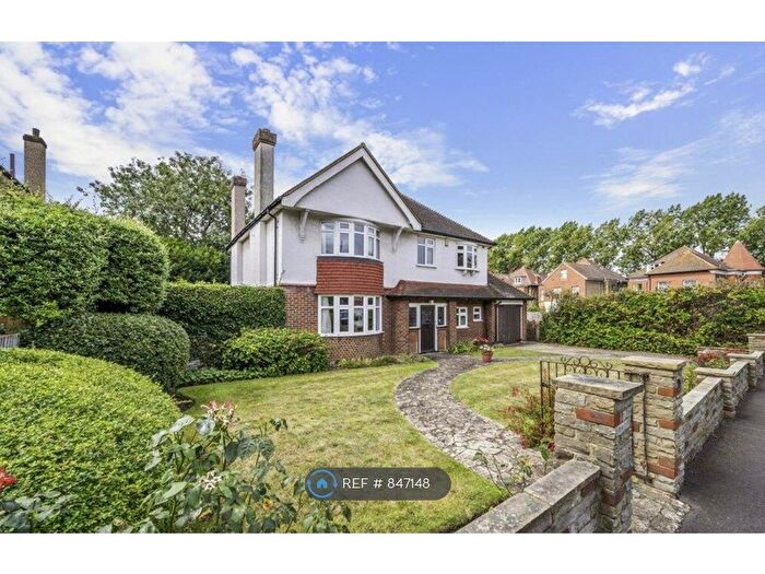6 Bedroom Detached House To Rent In Landseer Road, Sutton, SM1