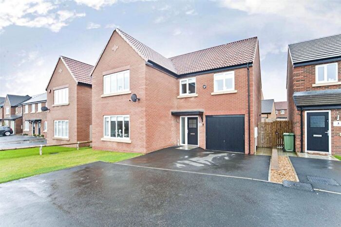 4 Bedroom Detached House For Sale In Blackthorne Meadows, Hartlepool, TS27