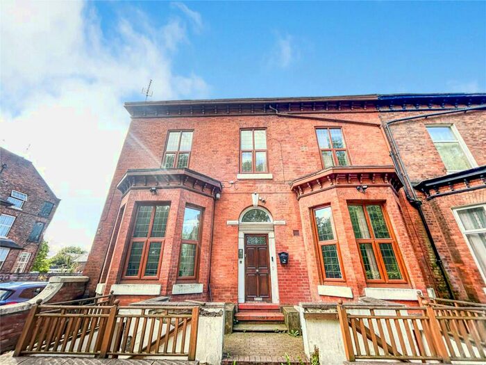 10 Bedroom Detached House To Rent In Moss Lane East, Manchester, Greater Manchester, M14