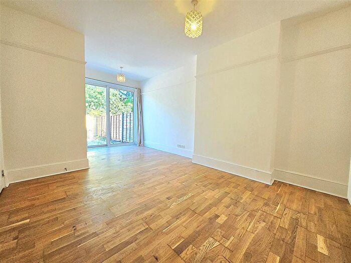 2 Bedroom Flat To Rent In Warrington Road, Harrow, HA1