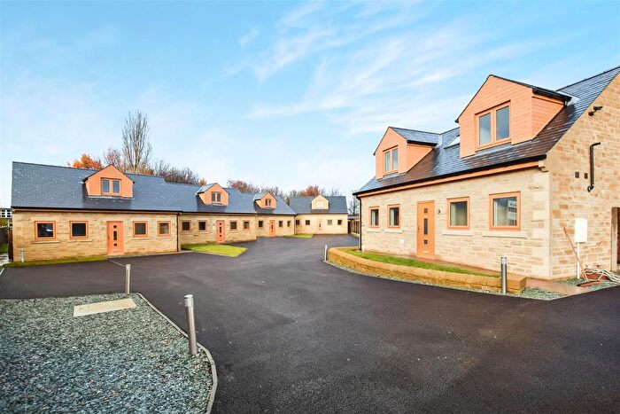 3 Bedroom Detached Bungalow To Rent In Wingfield Close, Barnsley, S71