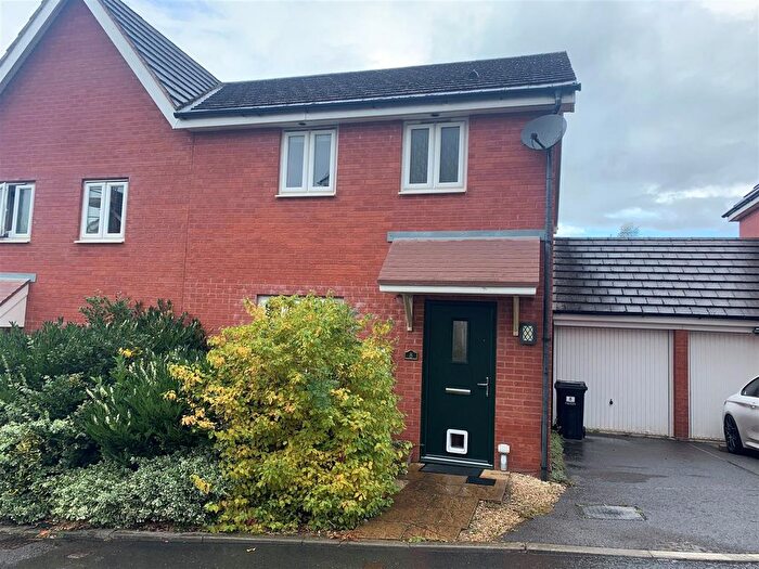 3 Bedroom Semi-detached House For Sale In Sneyd Wood Road, Cinderford, GL14