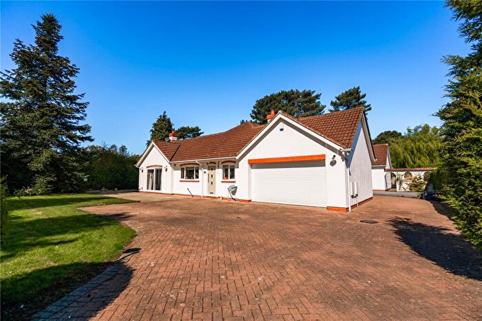 4 Bedroom Bungalow For Sale In Humberston Avenue, Humberston, Grimsby, Lincolnshire, DN36