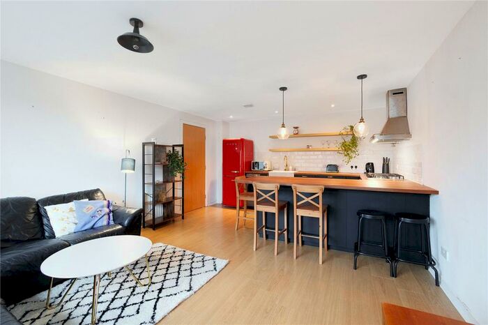 2 Bedroom Flat For Sale In Charlotte Street, Glasgow, Lanarkshire, G1