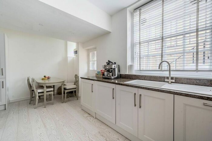 5 Bedroom Property To Rent In Chester Row, Belgravia, London, SW1W